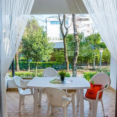 Cinzia Pool Apartament