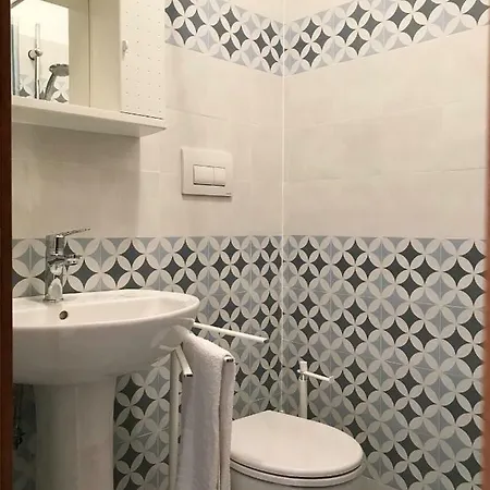 Cinzia Pool بيبيوني